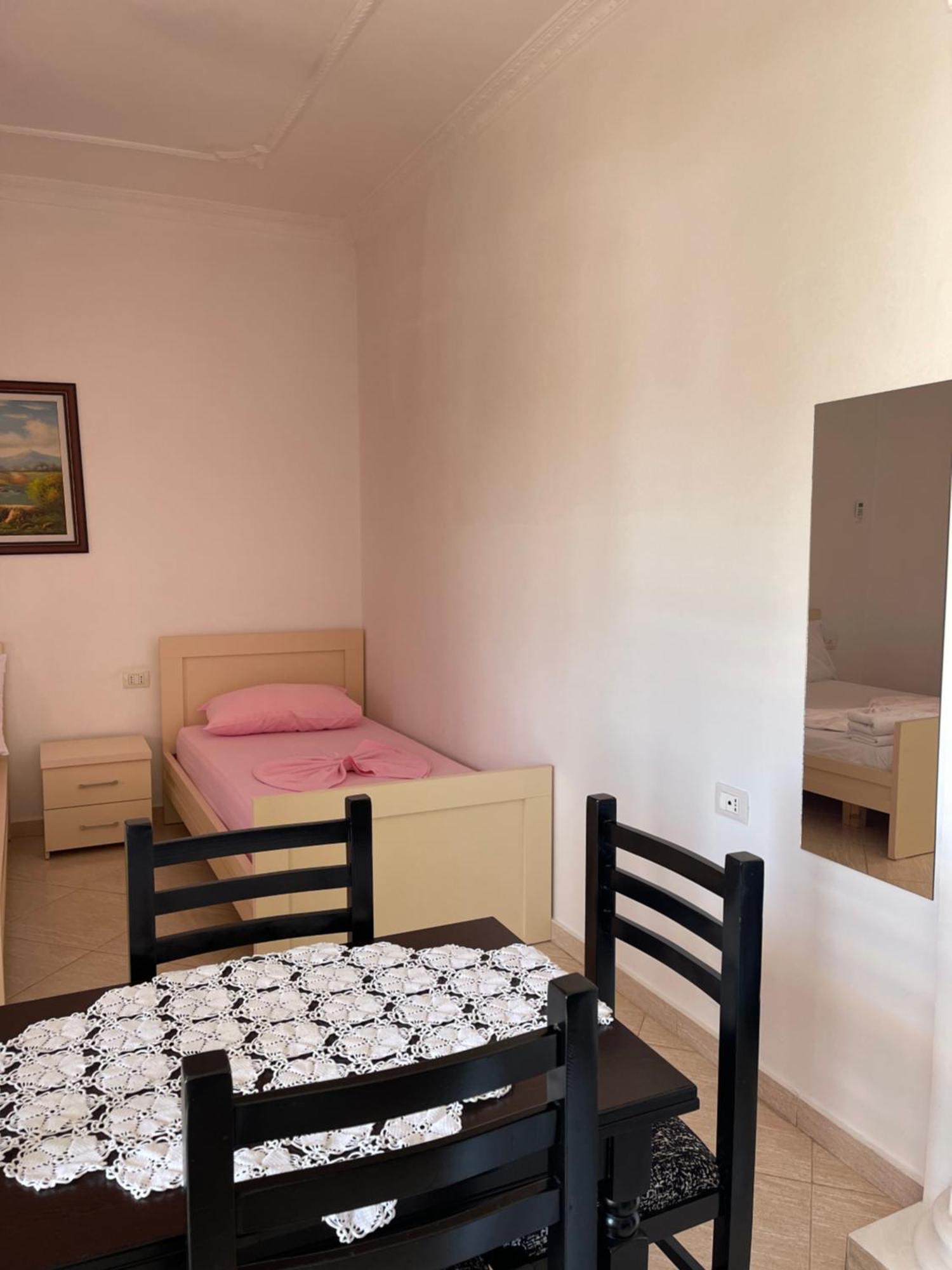 Kristeo Vlorë Exterior foto